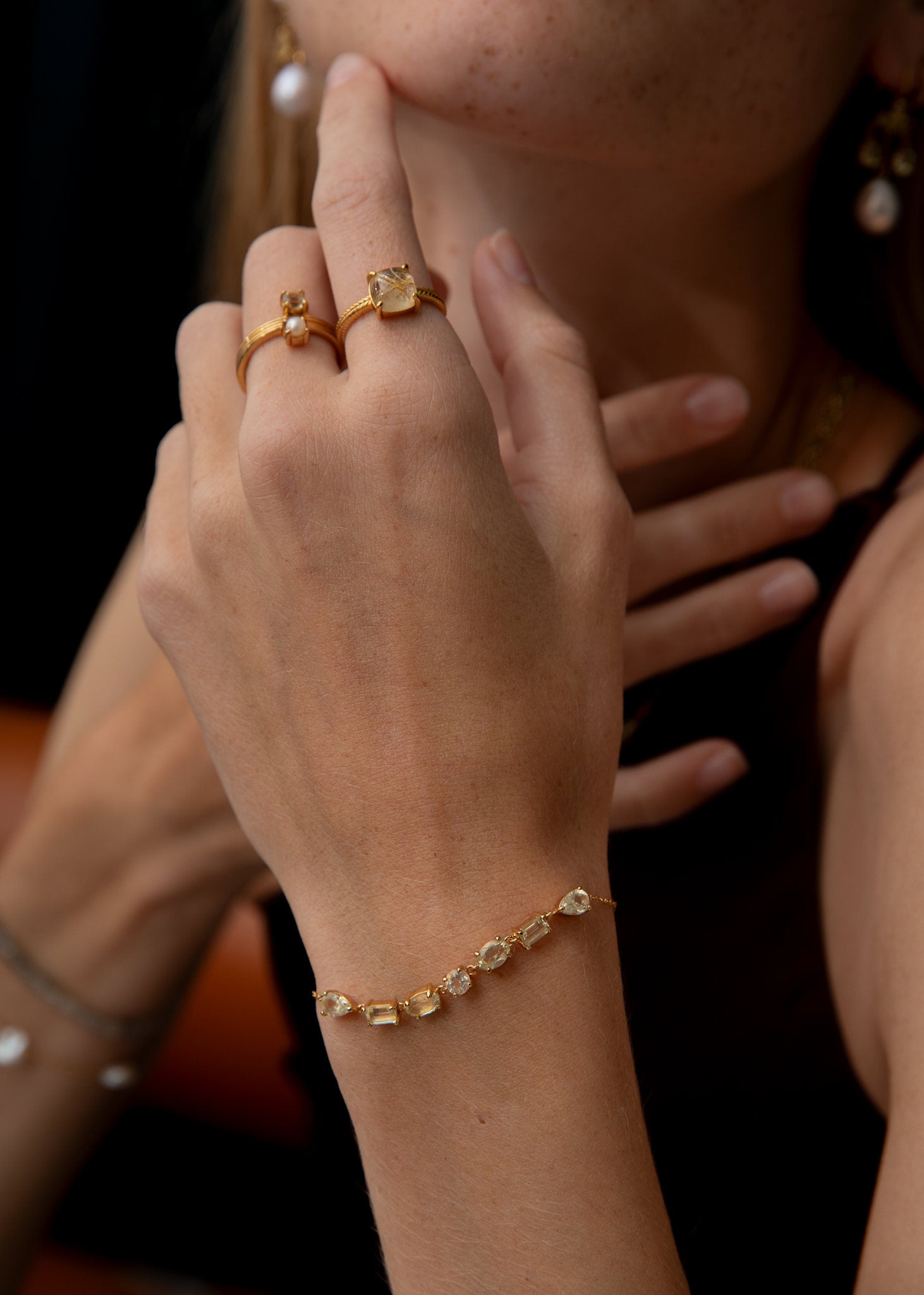 Adrienne Armband mit Champagnerquarz - vergoldet