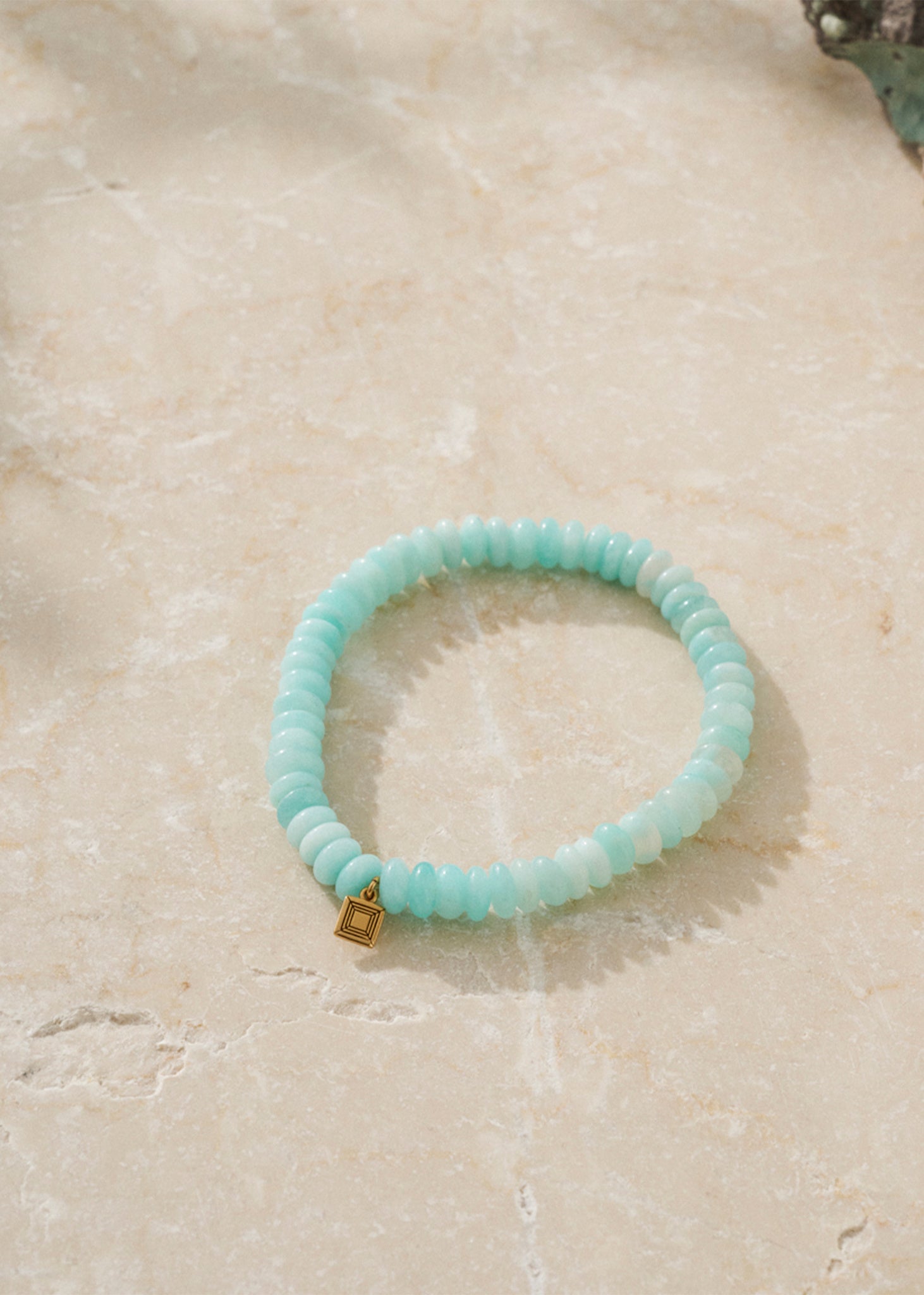 Cresent Armband mit Amazonit - vergoldet
