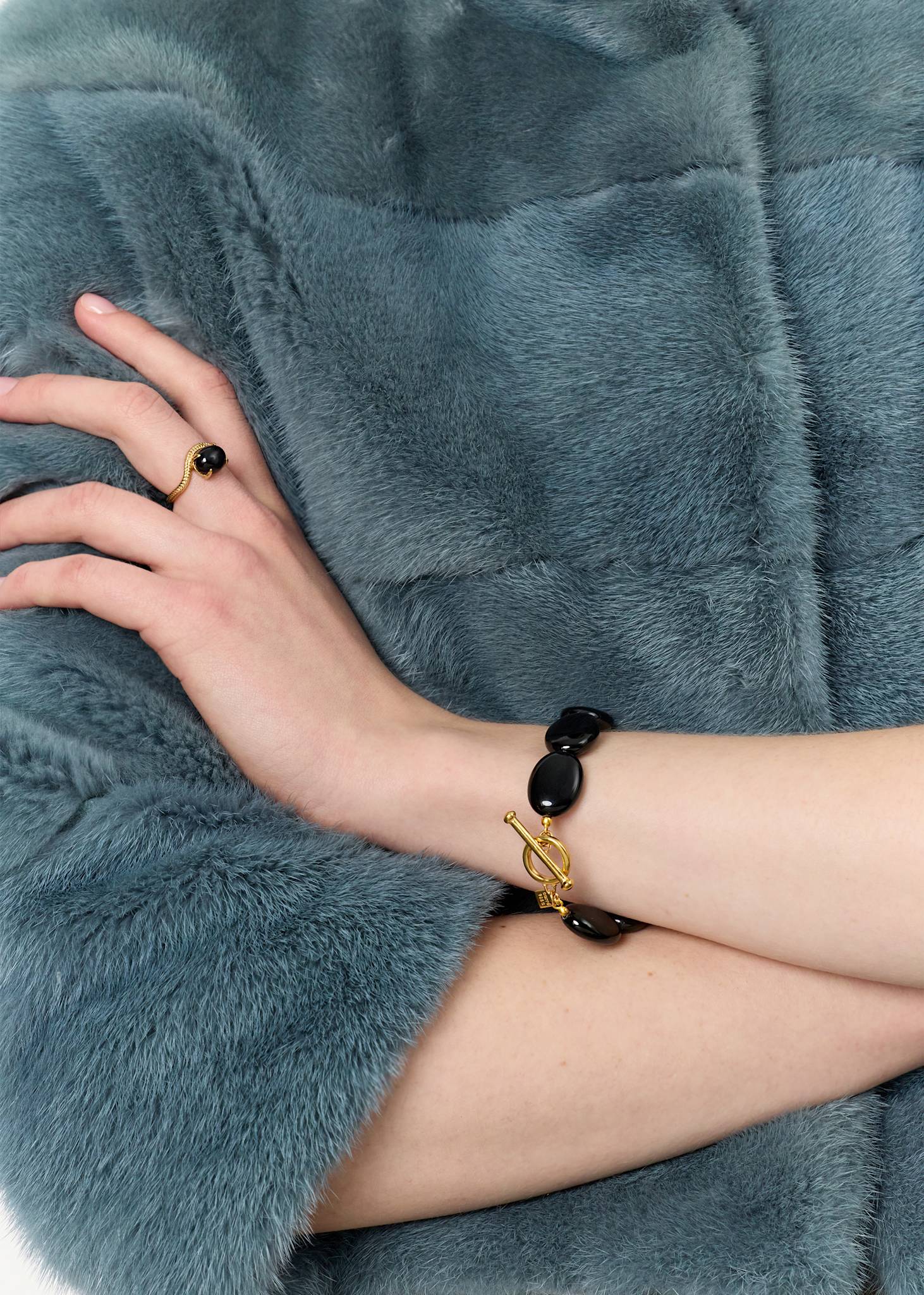 Dragee Maxi Armband mit schwarzem Achat - vergoldet