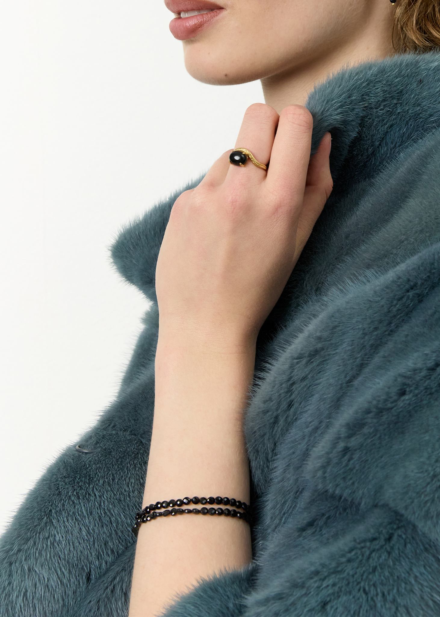 Romy Armband mit schwarzem Spinell - vergoldet