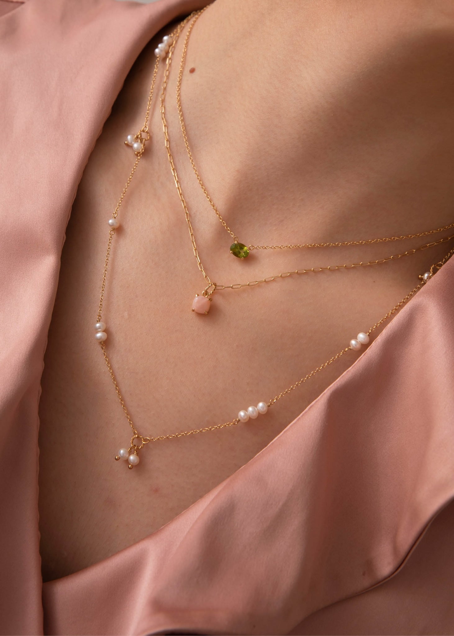 Tara Anhänger mit Pink Opal - vergoldet