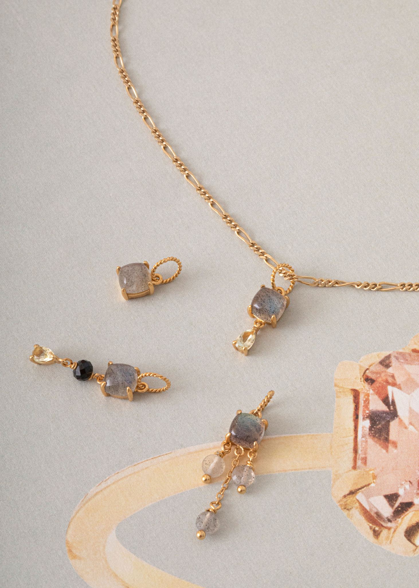 Isodore Anhänger mit Labradorit, Spinel und Lemonquarz - vergoldet