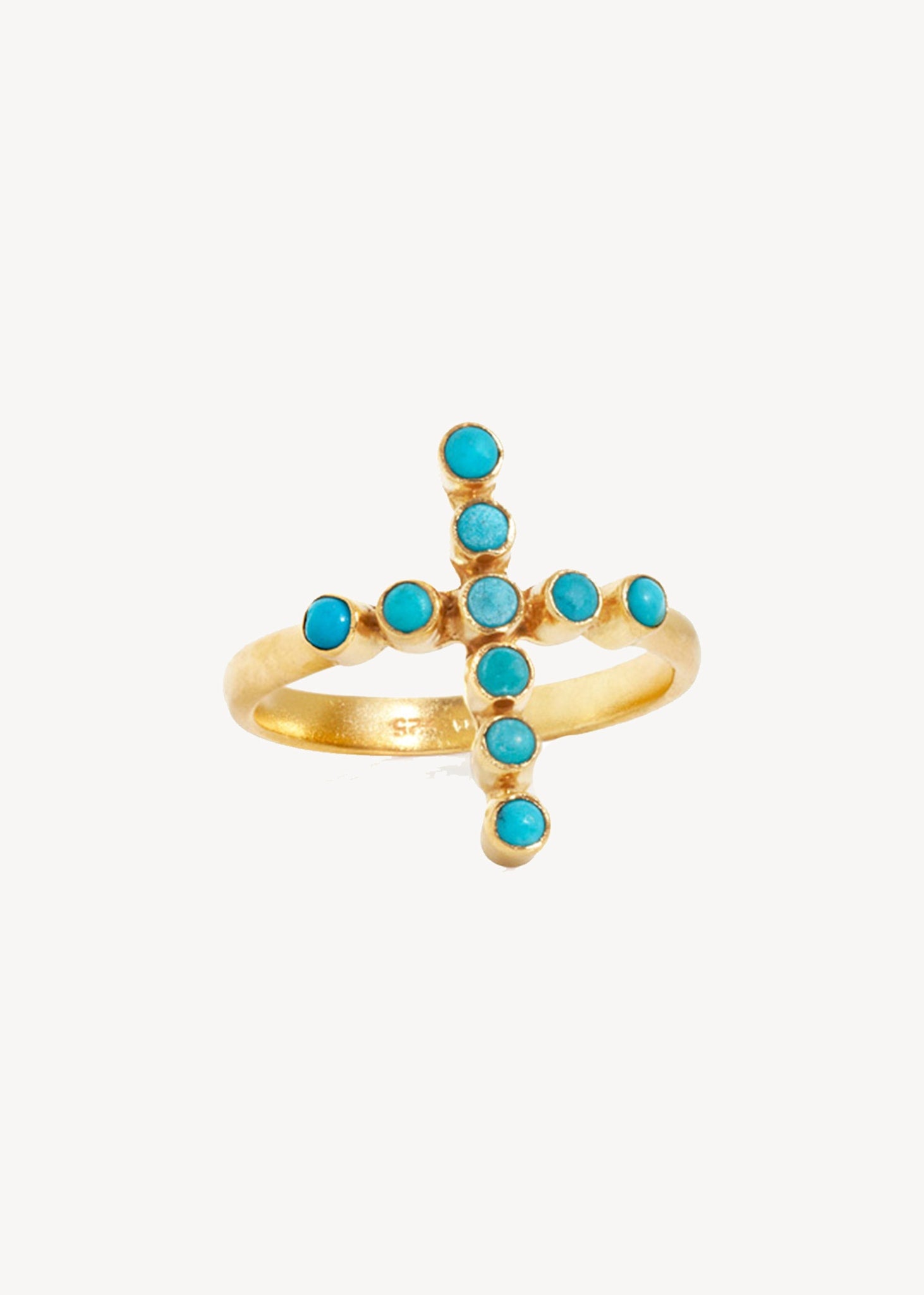 Unik ring i guldbelagt sterling sølv med blå turkis ædelsten i kors form på tilbud hos Carré Jewellery, perfekt gave til hende med fødselssten for december