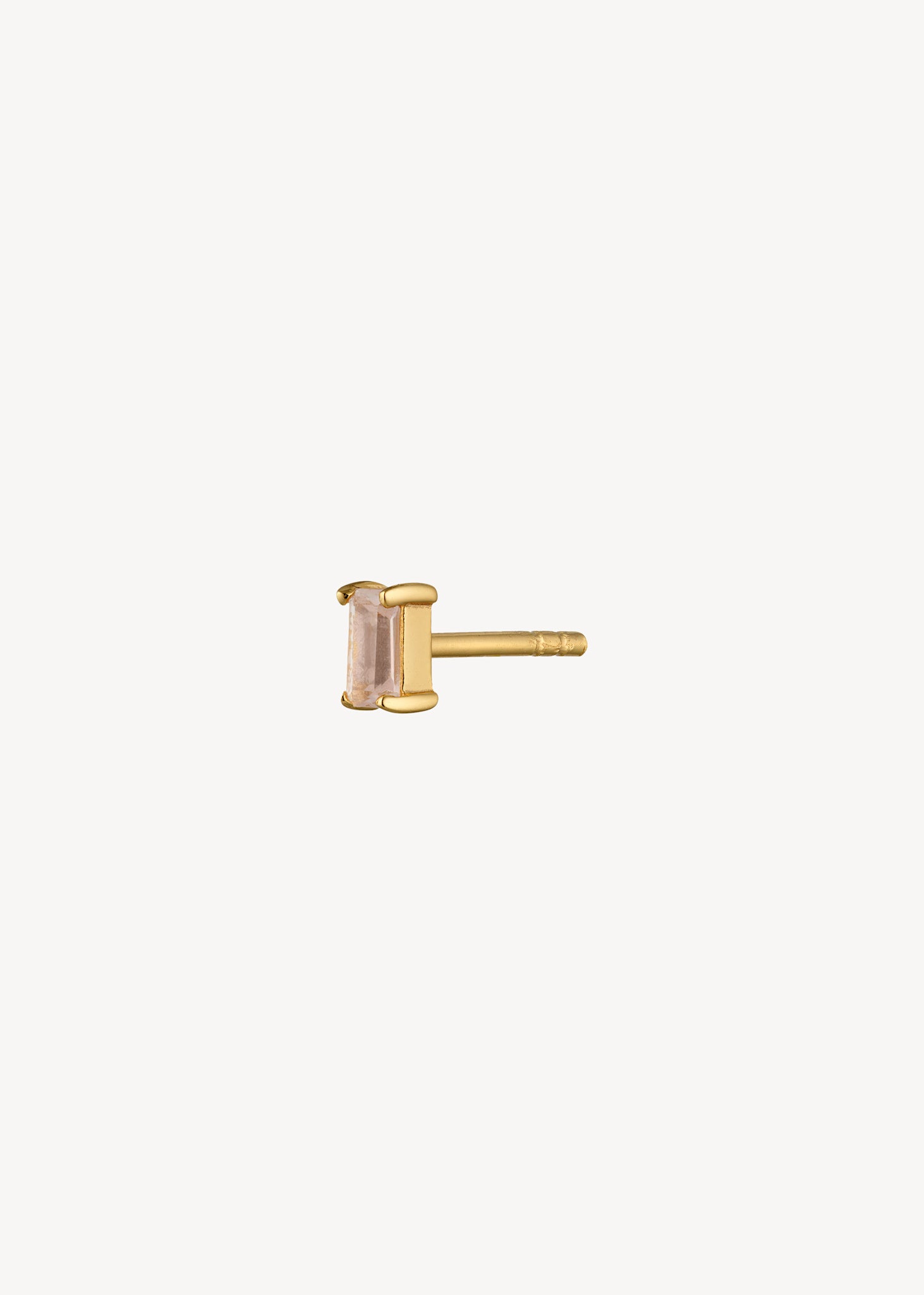 Lille øre sticker i guldbelagt sterling sølv fra carré jewellery med rosa kvarts ædelsten til kun 100 kr 