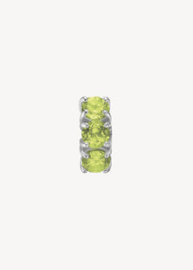 925 sterling sølv huggie hoop fra carré jewellery med grønne peridot ædelsten