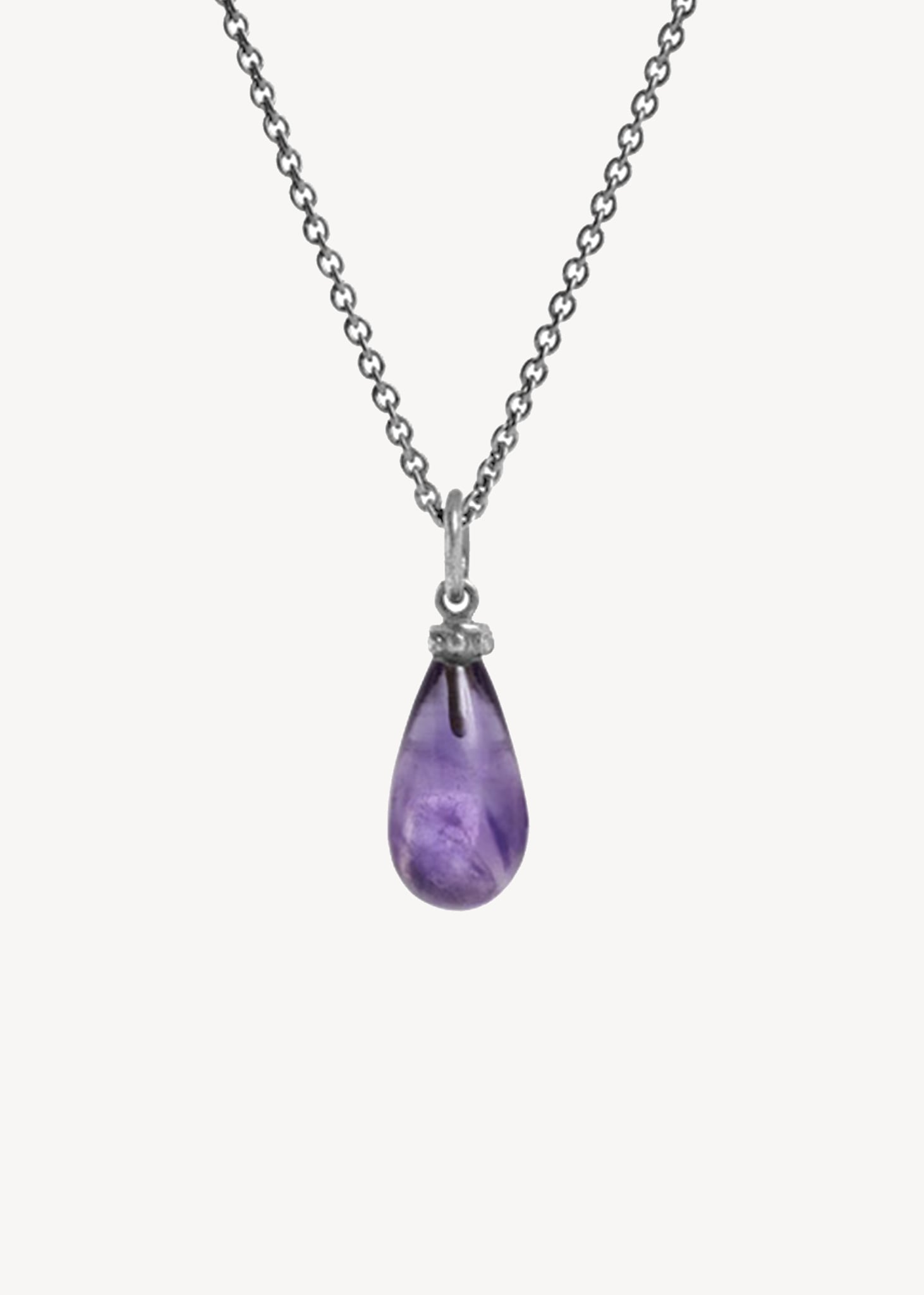 Vintage vedhæng i sterling sølv med en stor dråbe af lilla ametyst på udsalg hos carré jewellery 