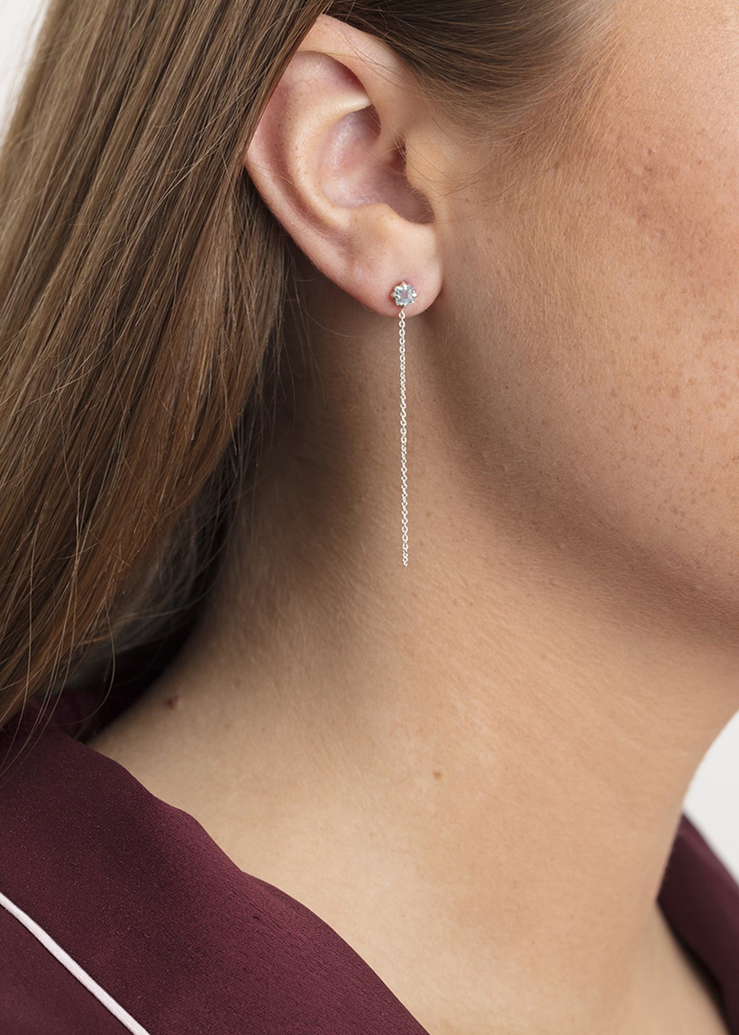Ariana Ohrstecker mit Blauem Topas - Silber