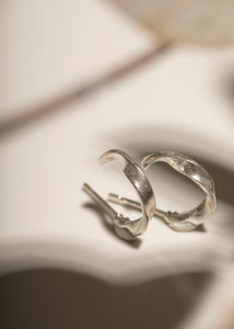 Twist Halbcreole 1 cm - Silber