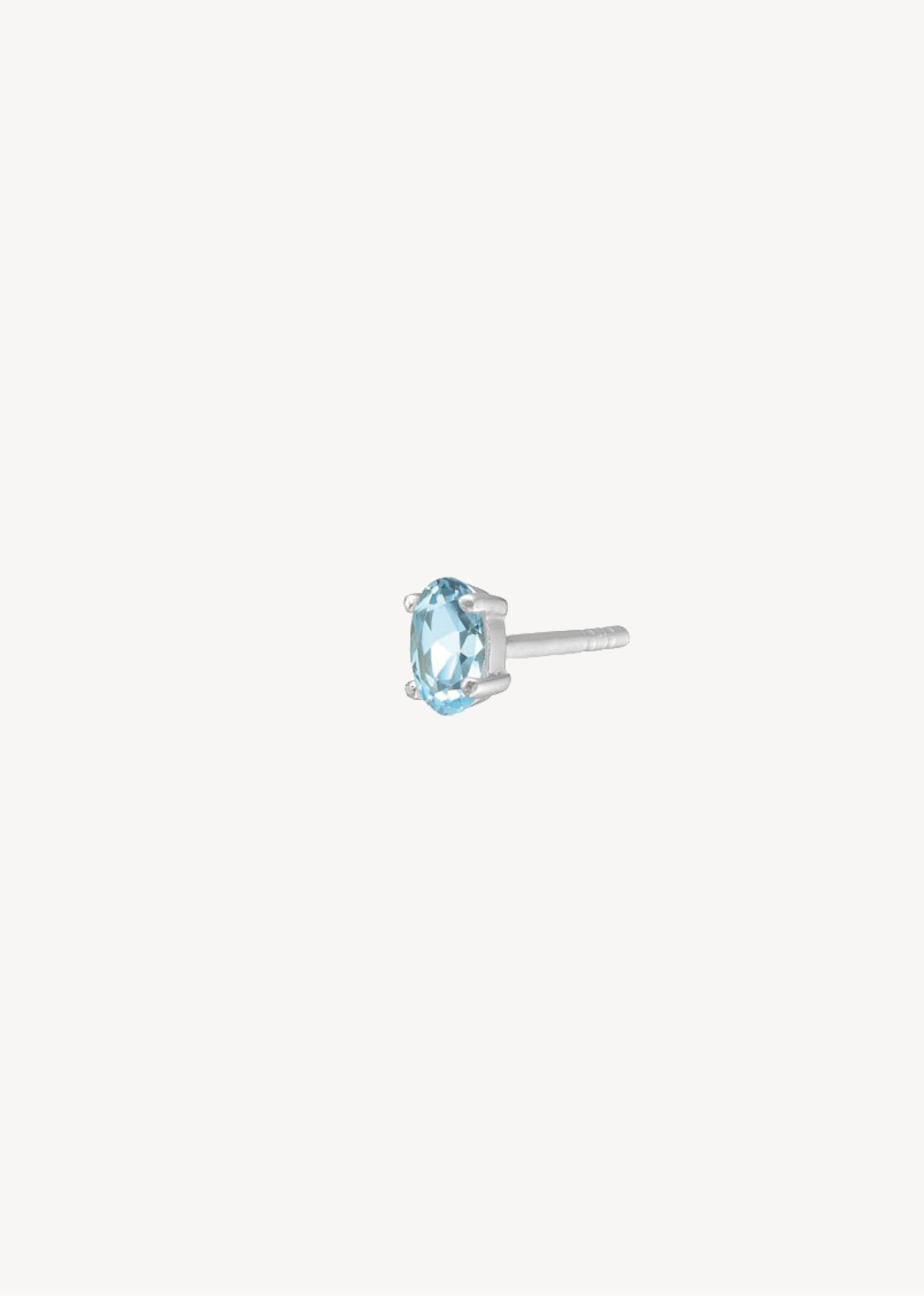 925 sterling sølv ørestik fra carré jewellery med blå topas ædelsten 
