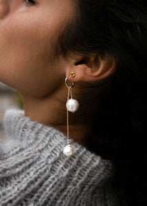 10-Karat Adela charm mit barocker Perle