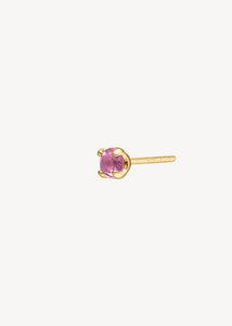 Enkel og elegant ørestik i 10-karat guld med en facetslebet lyserød turmalin ædelsten i ægte guld fra carré jewellery
