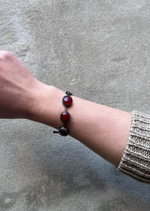 Beatrice Armband mit Carneol und Amethyst - oxidiertes Silber