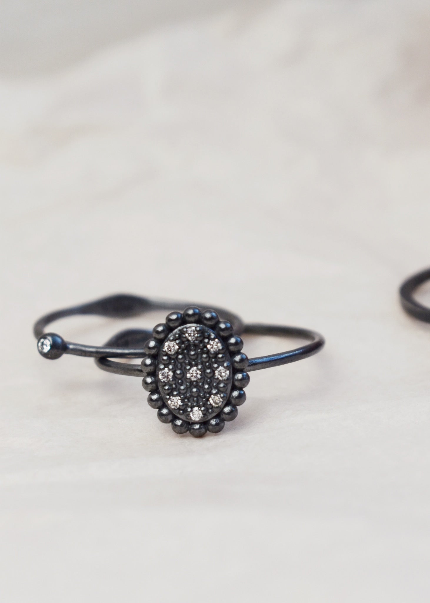 Mary ring mit Diamant - oxidiertes Silber