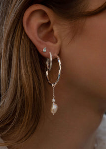 Hoops og charms i sterling sølv fra carré jewellery 