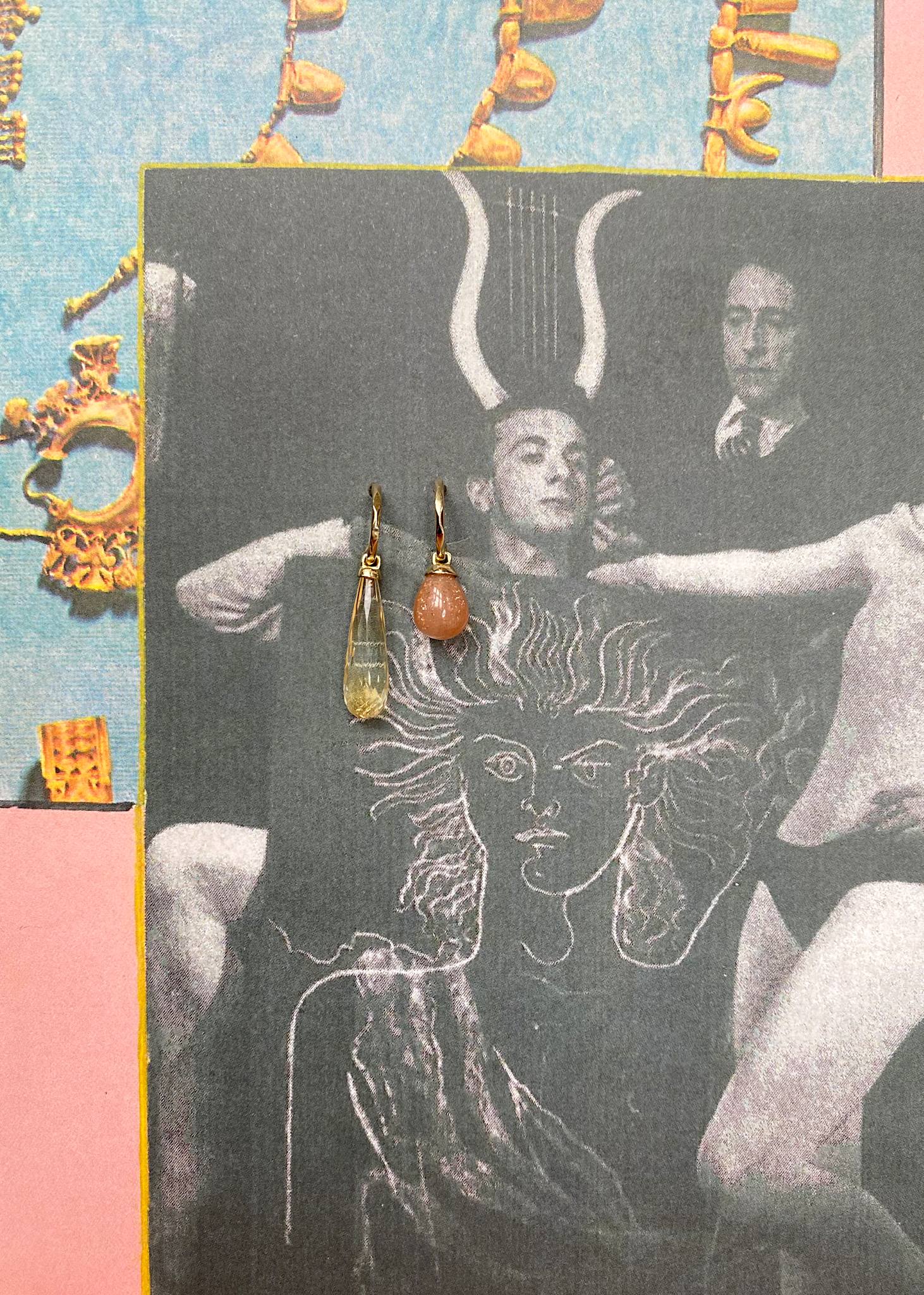 10-Karat Drop charm mit Sonnenstein