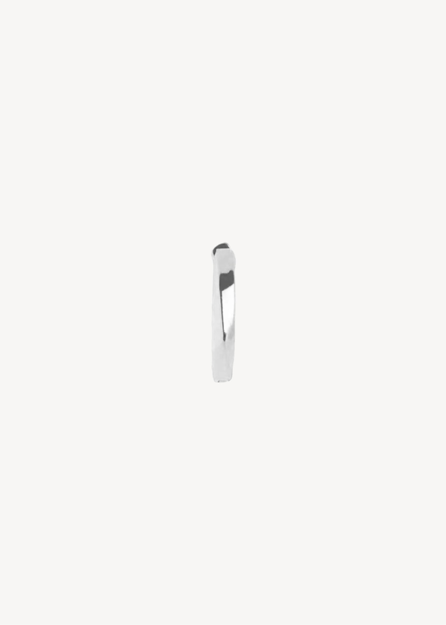 Medium 1,5 cm hoop ørering til charms i  sterling sølv med snoet design til ham og hende, perfekt gave til hende og gave til ham 