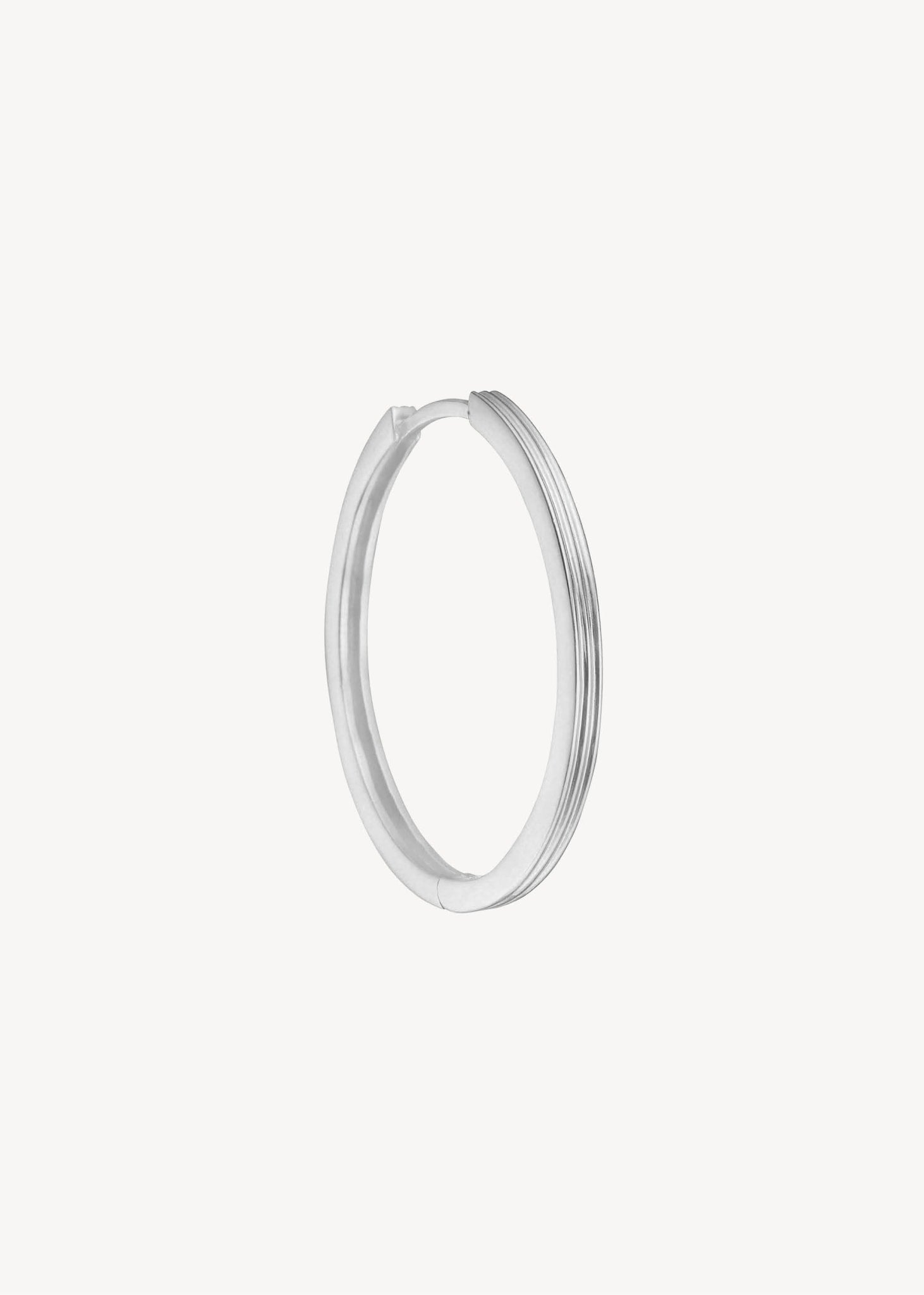 Stor hoop i sterling sølv til mænd og kvinder med nålestribe detaljer, lavet til hoops og charms, perfekt gave til hende og gaven til ham 